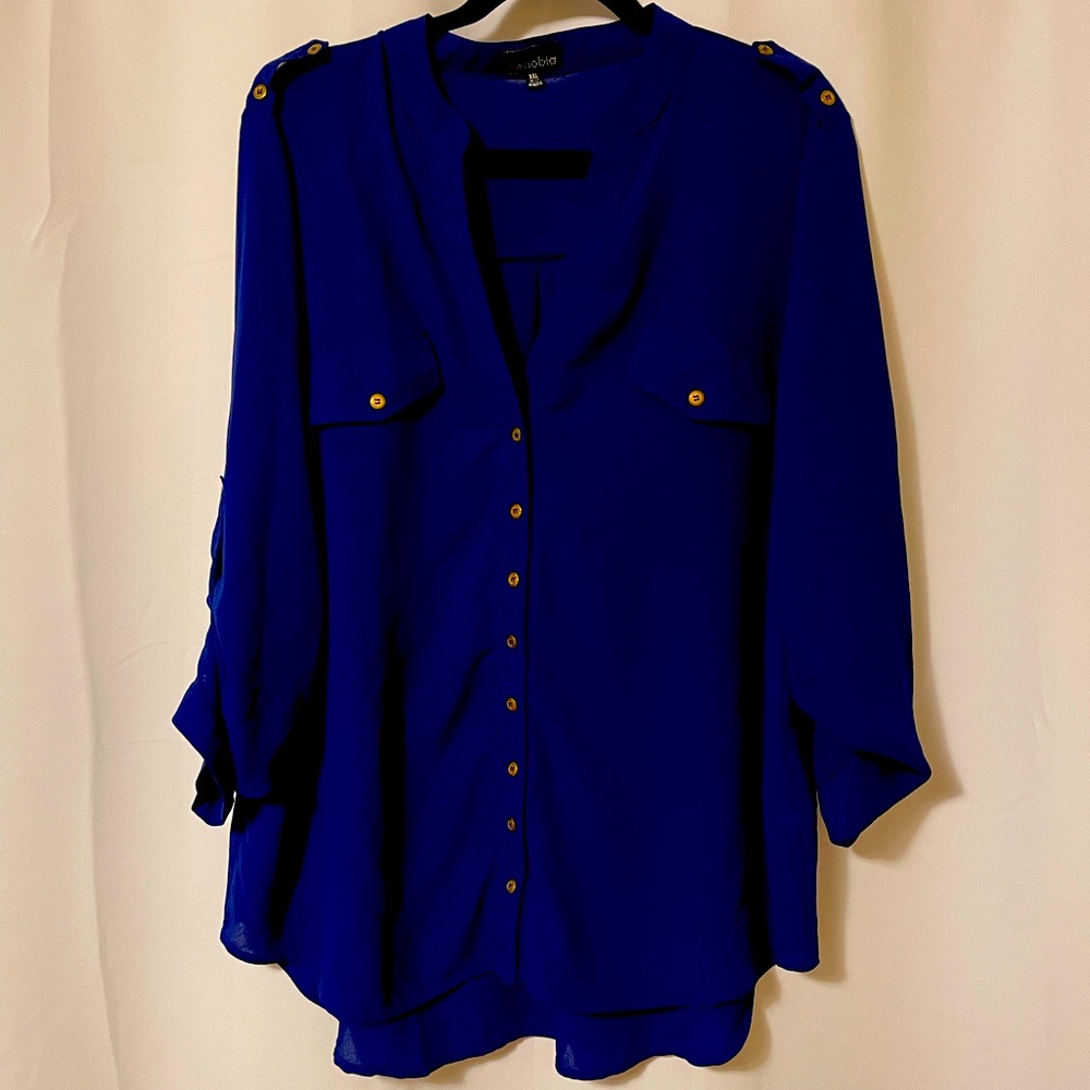 Women’s Button Up Blouse